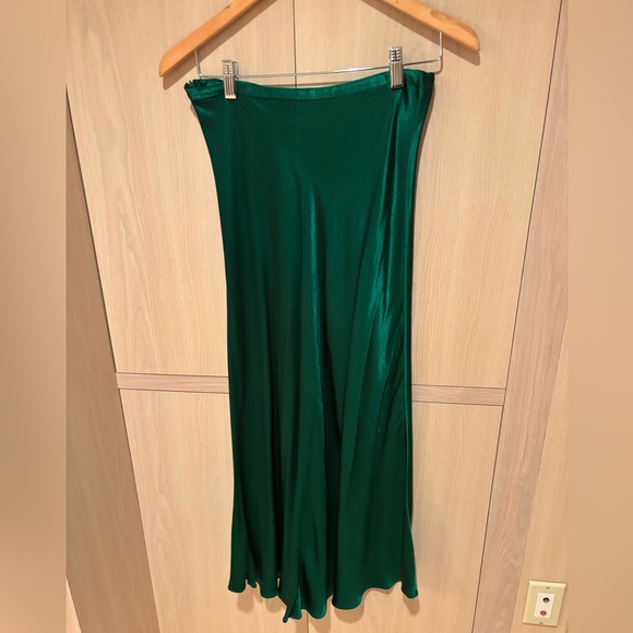 Zara green slip skirt - Picture 3 of 4